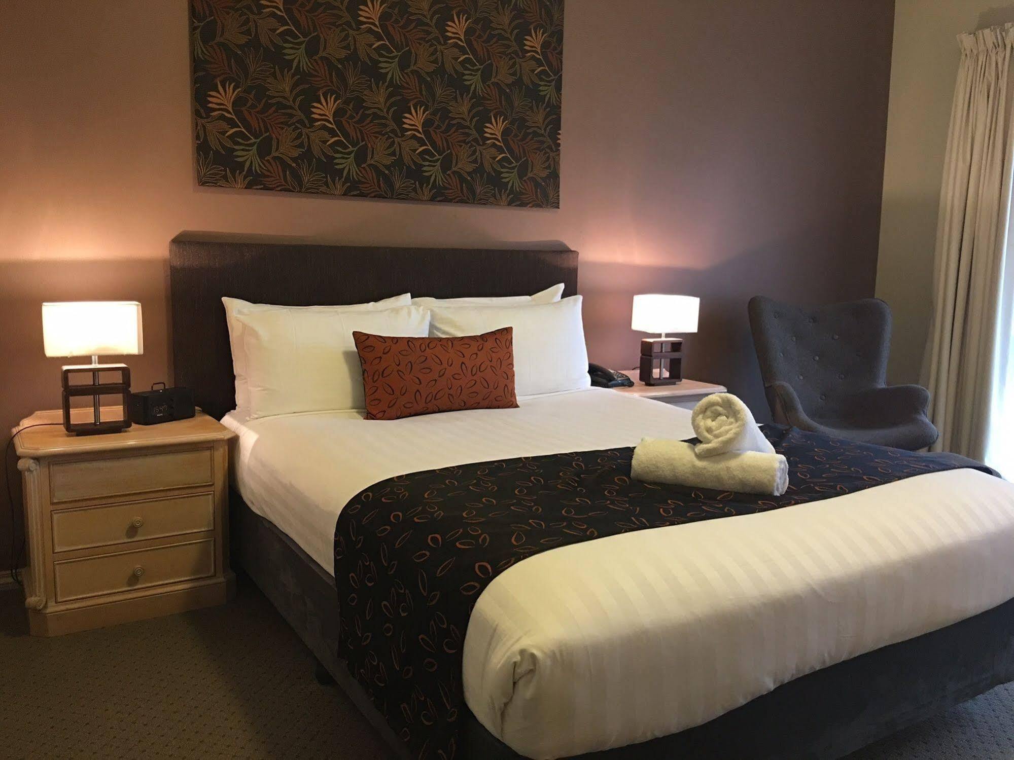 Kimberley Gardens Hotel, Serviced Apartments And Serviced Villas Melbourne City Exterior foto